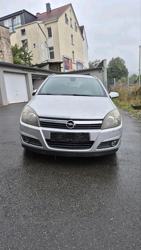 Silber Gebraucht 2004 Opel Astra Kombi | 350 € (Superpreis) - Bild 1/4