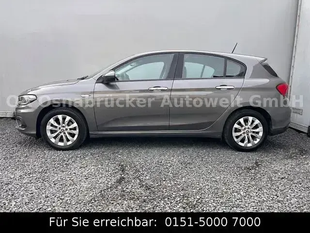 Gebraucht Fiat Tipo Lounge 95 PS (69 kW) 2016 Grau Limousine