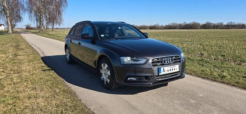 Gebraucht Audi A4 Ambiente 177 PS (130 kW) 2014 Schwarz Kombi