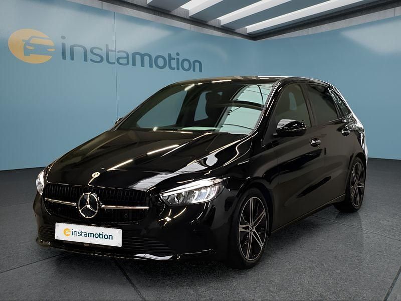 Schwarz Gebraucht 2025 Mercedes B200 Van / Kleinbus | 39.799 € - Bild 1/4