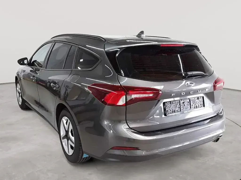 Gebraucht Ford Focus Cool & Connect 120 PS (88 kW) 2022 Grau Limousine
