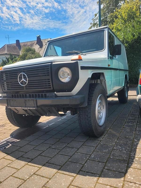 Weiß Gebraucht 1992 Mercedes G290 SUV | 26.900 € - Bild 1/4