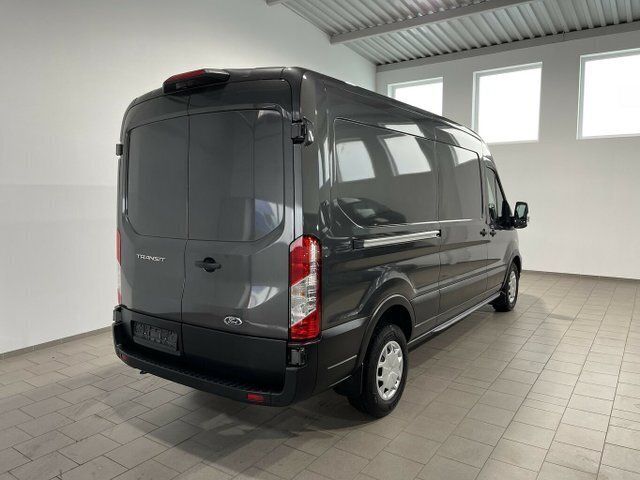 Gebraucht Ford Transit Trend 185 PS (136 kW) 2020 Magnetic grau (metallic) Van