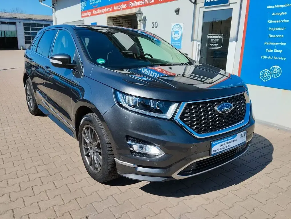 Second-hand Ford Edge Vignale 209 CP (153 kW) 2017 Gri SUV