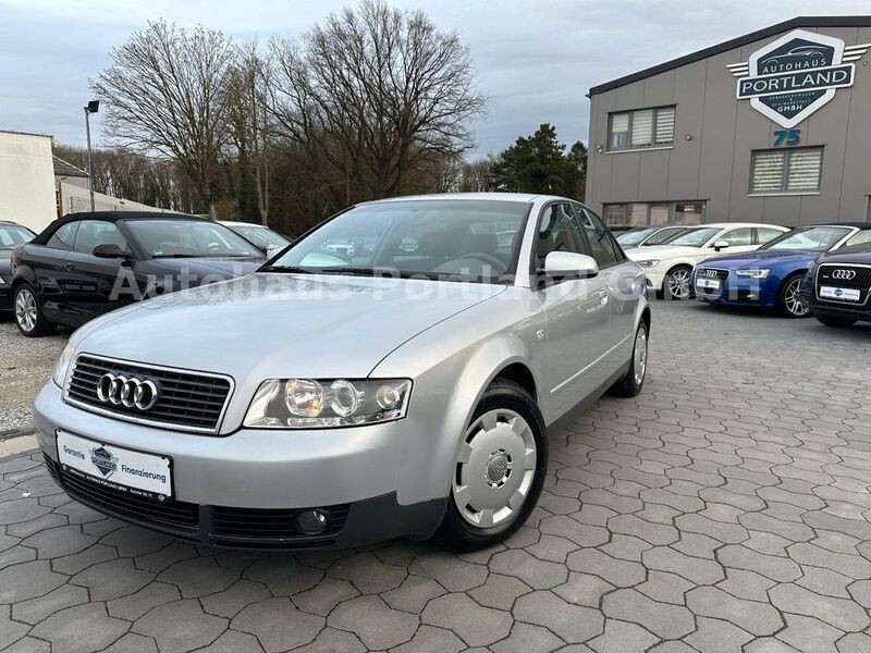 Silber Gebraucht 2003 Audi A4 Limousine | 5.999 € - Bild 1/4
