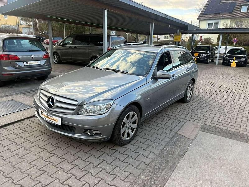 Gebraucht Mercedes C200 184 PS (135 kW) 2009 Palladiumsilber  metalliclack Kombi