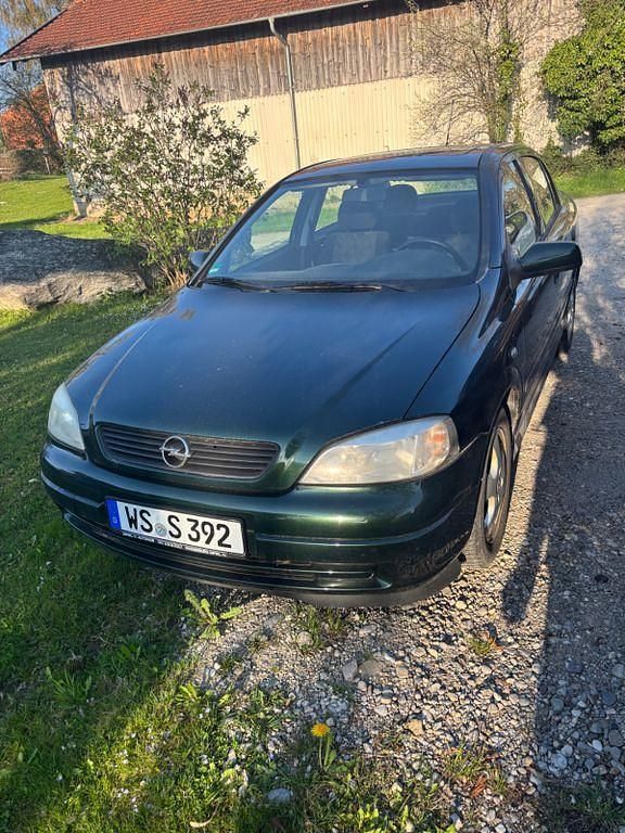 Second-hand Opel Astra 75 CP (55 kW) 1999 Verde Berlinǎ