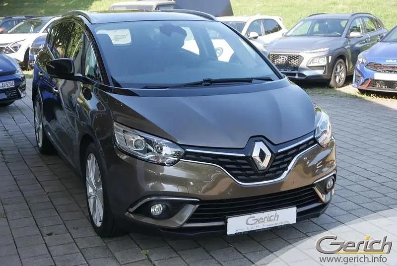 Gebraucht Renault Grand Scénic IV Intens 132 PS (97 kW) 2017 Quarzitbraun metallic/dach in blackpearlschwarz Van / Kleinbus