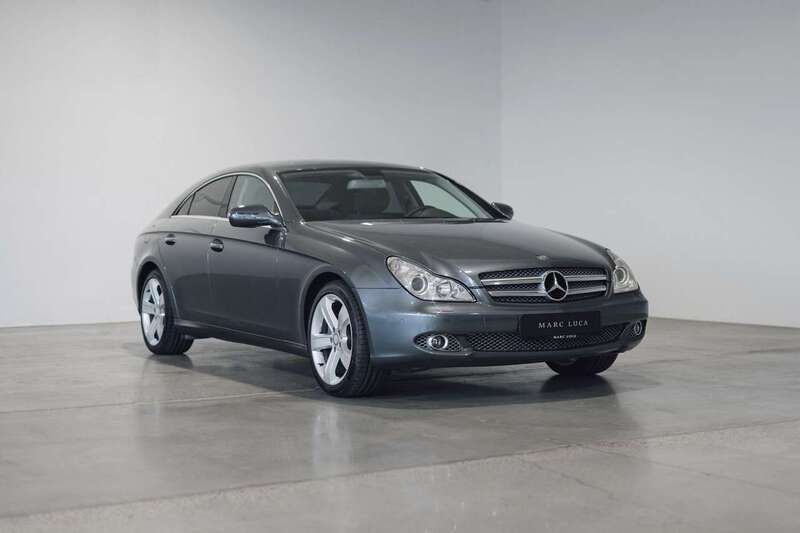 Flintgrau metalliclack Gebraucht 2008 Mercedes CLS500 Coupé | 24.900 € - Bild 1/4