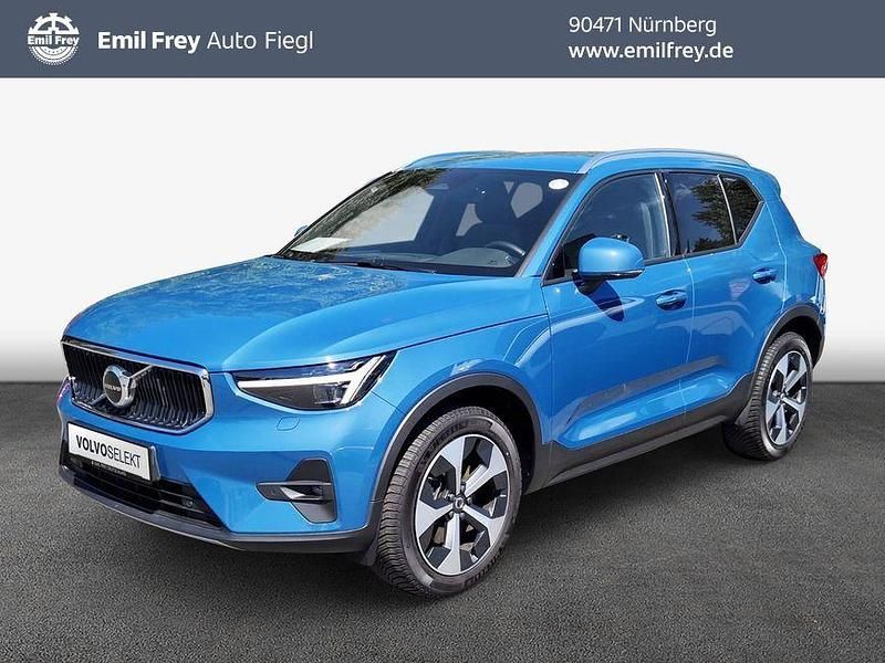 Blau Gebraucht 2024 Volvo XC40 Core SUV | 34.490 € (Guter Preis) - Bild 1/4