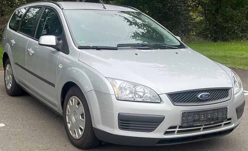 Gebraucht Ford Focus 109 PS (80 kW) 2006 Silber Kombi
