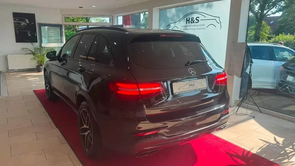 Gebraucht Mercedes GLC43 AMG AMG 367 PS (269 kW) 2018 Obsidianschwarz  lack SUV