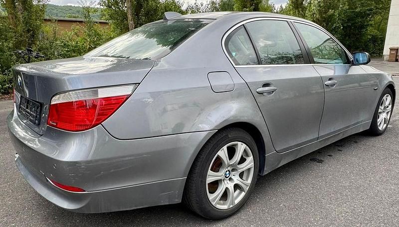 Gebraucht BMW 520 170 PS (125 kW) 2003 Grau Limousine