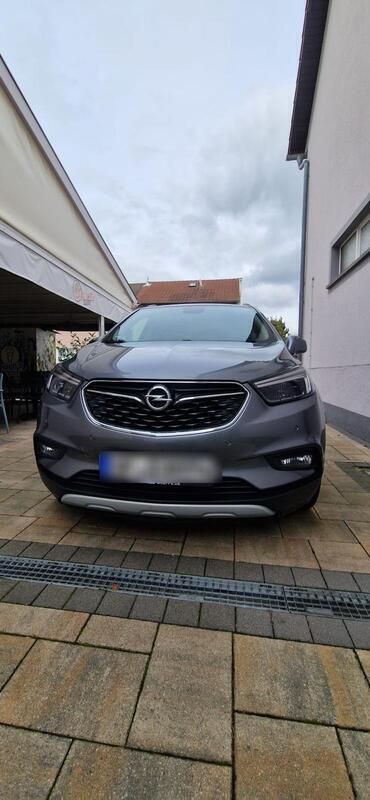 Grau Gebraucht 2019 Opel Mokka X Edition SUV | 13.500 € (Fairer Preis) - Bild 1/4