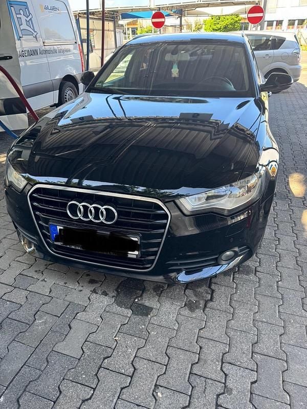 Schwarz Gebraucht 2011 Audi A6 Kombi | 7.600 € (Fairer Preis) - Bild 1/4