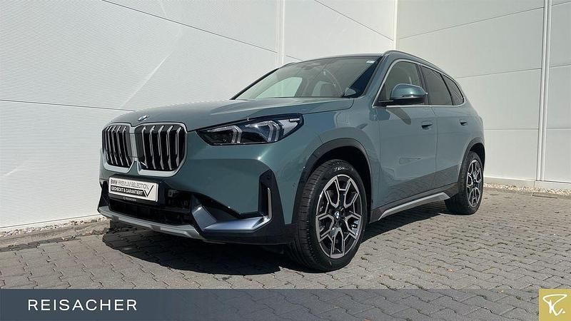 Cape york grün metallic Gebraucht 2025 BMW X1 xLine SUV | 48.949 € (Teuer) - Bild 1/4