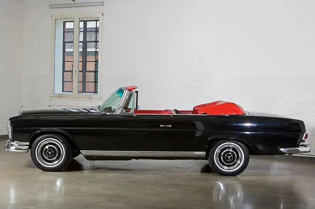 Gebraucht Mercedes 280 SE 160 PS (117 kW) 1966 Db 040 Cabrio