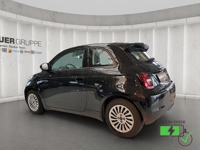 Gebraucht Fiat 500e Action 69 kW (95 PS) 2022 Schwarz Kleinwagen