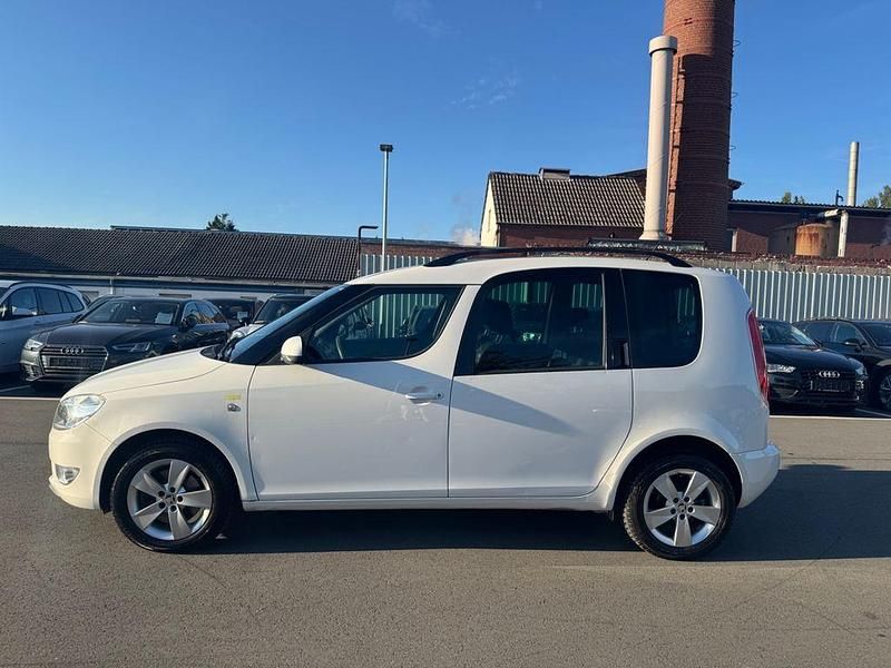 Gebraucht Skoda Roomster Fresh 105 PS (77 kW) 2014 Weiß Van / Kleinbus