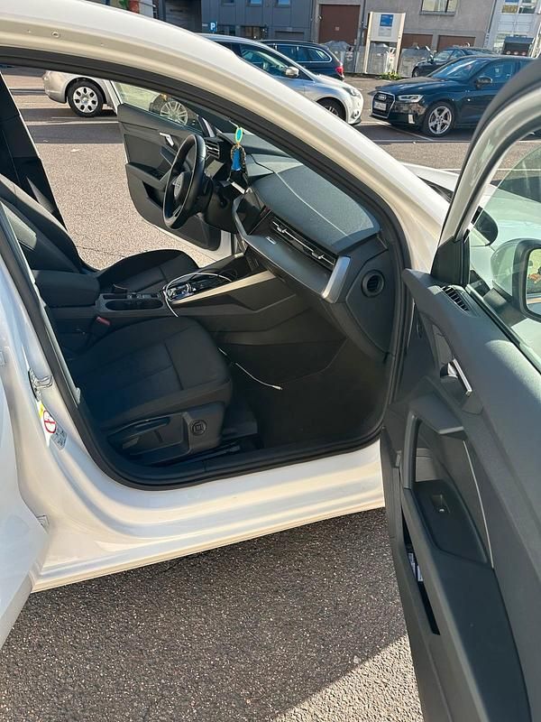 Gebraucht Audi A3 150 PS (110 kW) 2023 Limousine