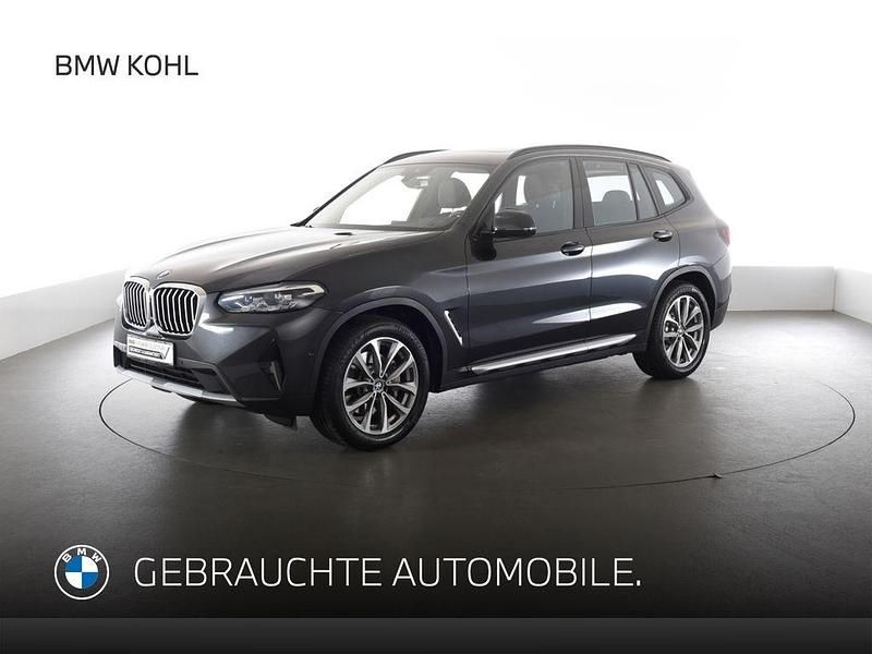 Grau Gebraucht 2023 BMW X3 Shadowline SUV | 54.240 € (Fairer Preis) - Bild 1/4