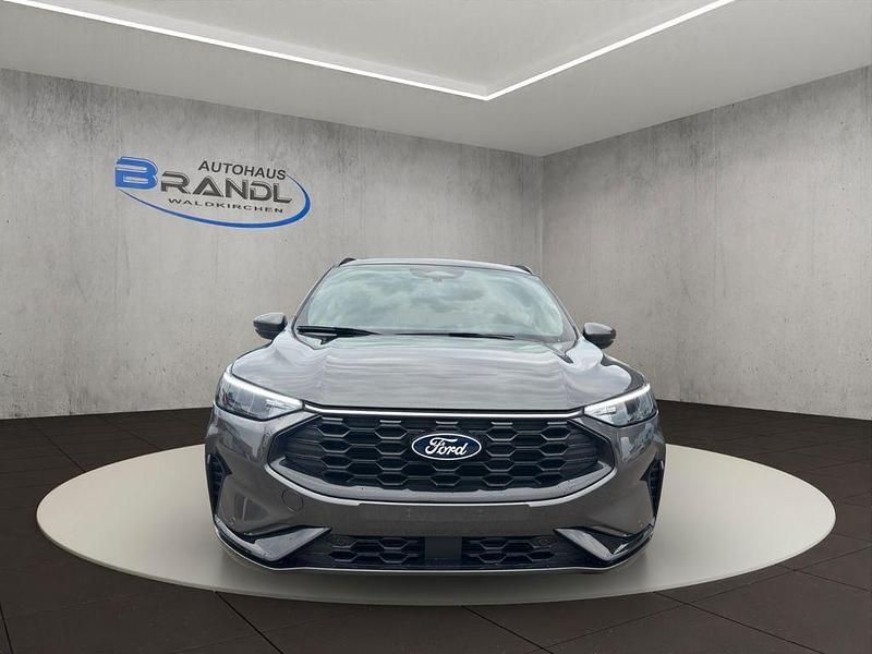 Neu Ford Kuga ST-Line 242 PS (177 kW) 2025 Grau SUV