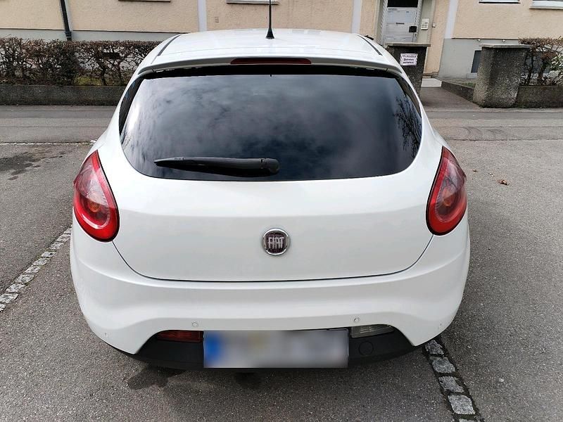Gebraucht Fiat Bravo 120 PS (88 kW) 2010 Weiß Kleinwagen