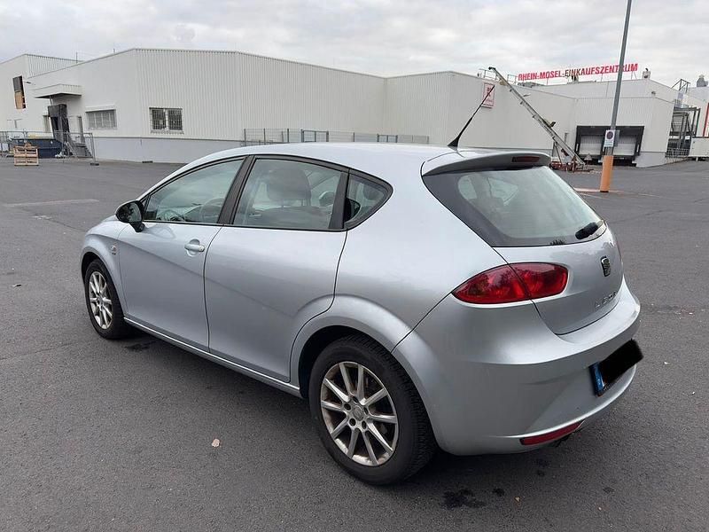Gebraucht Seat Leon Style 160 PS (117 kW) 2009 Silber Kleinwagen