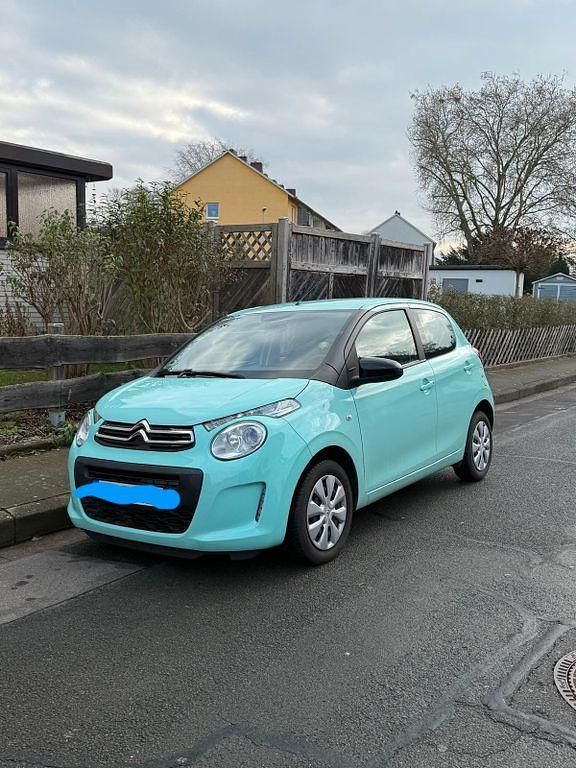 Grün Gebraucht 2020 Citroën C1 Feel Kleinwagen | 7.800 € (Guter Preis) - Bild 1/4