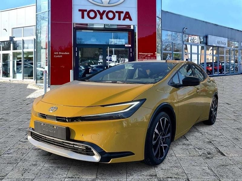 Neu Toyota Prius Advance 223 PS (164 kW) 2025 Mustard metallic Limousine