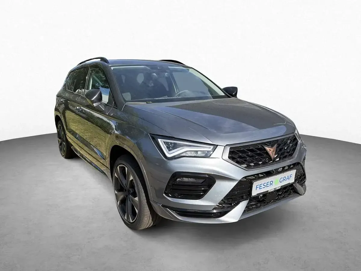 Neu Cupra Ateca 190 PS (139 kW) 2026 Grau SUV