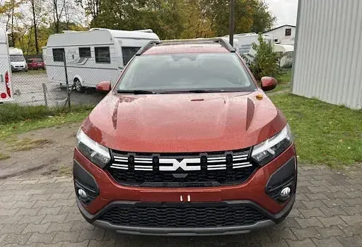 Neu Dacia Jogger Expression 122 PS (89 kW) 2025 Braun Van / Kleinbus