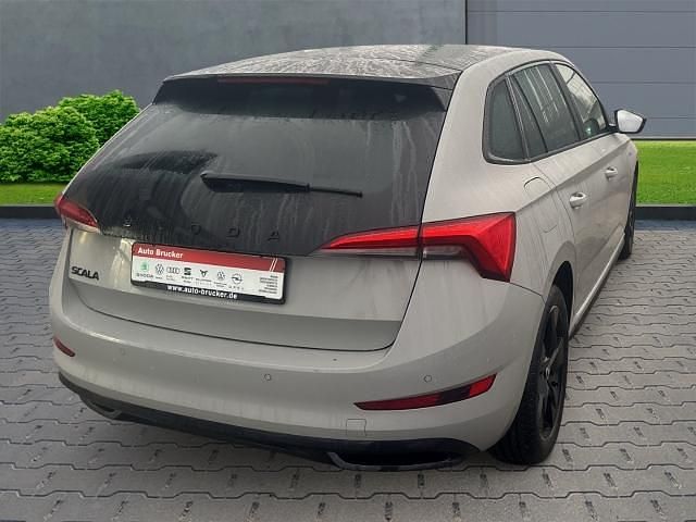 Gebraucht Skoda Scala Monte Carlo 150 PS (110 kW) 2021 Grau Kleinwagen