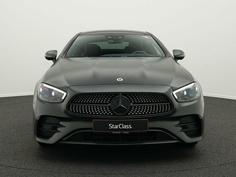 Gebraucht Mercedes E450 AMG line 367 PS (269 kW) 2023 Schwarz