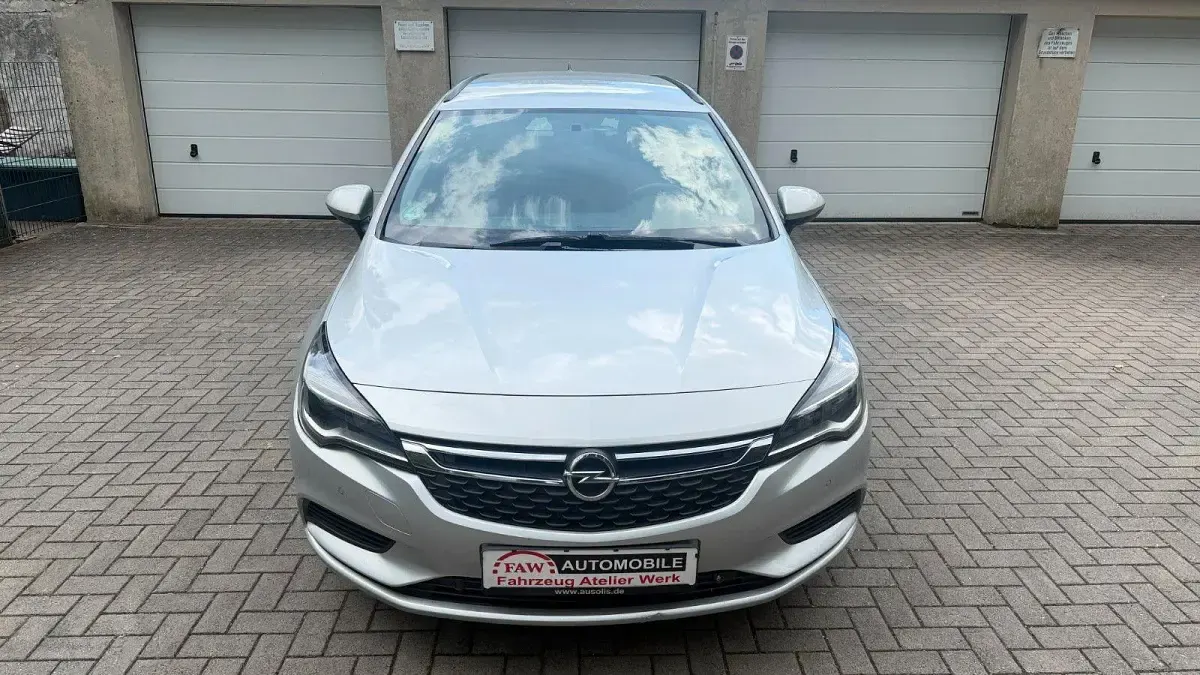 Gebraucht Opel Astra Edition 101 PS (74 kW) 2017 Silber Kombi