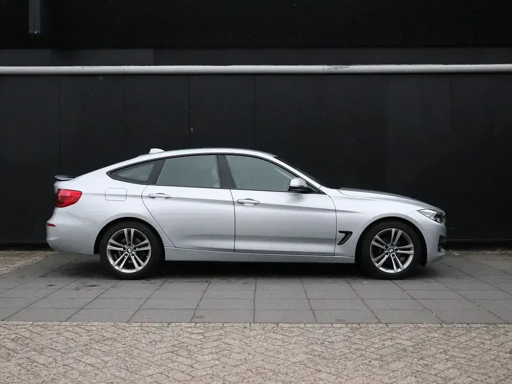 Gebraucht BMW 320 Gran Turismo Executive 184 PS (135 kW) 2019 Grau Limousine