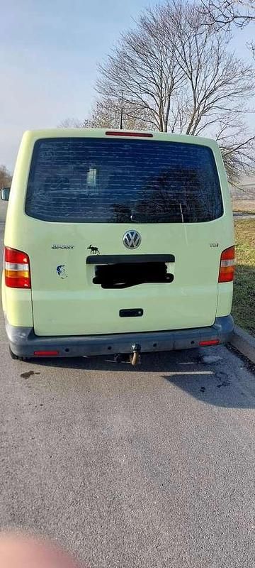 Używany VW Transporter 105 KM (77 kW) 2004 Van