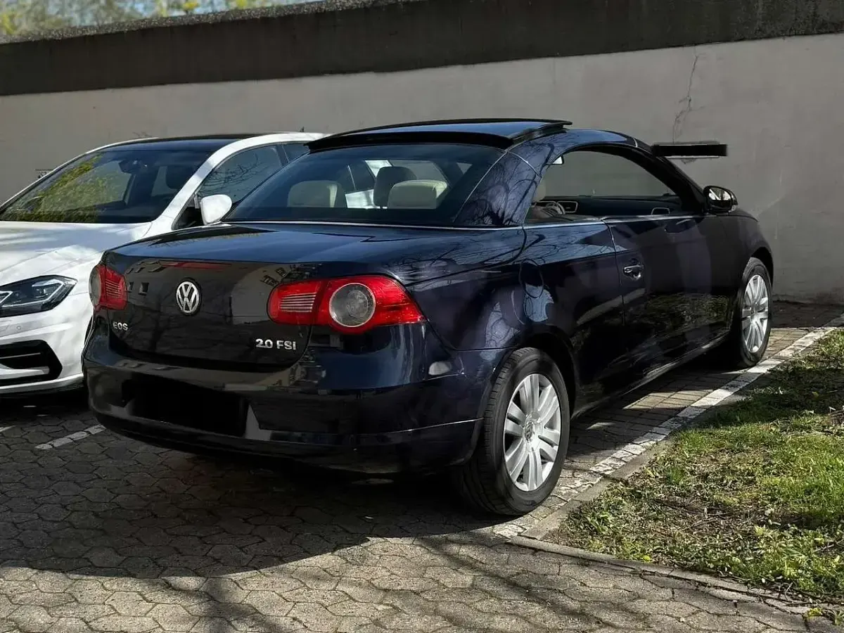 Używany VW Eos 150 KM (110 kW) 2006 Niebieski Kabriolet