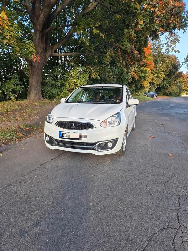 Weiß Gebraucht 2019 Mitsubishi Space Star Kleinwagen | 7.490 € (Teuer) - Bild 1/4