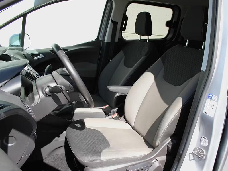 Gebraucht Ford Tourneo Courier Titanium 101 PS (74 kW) 2017 Silber Van / Kleinbus