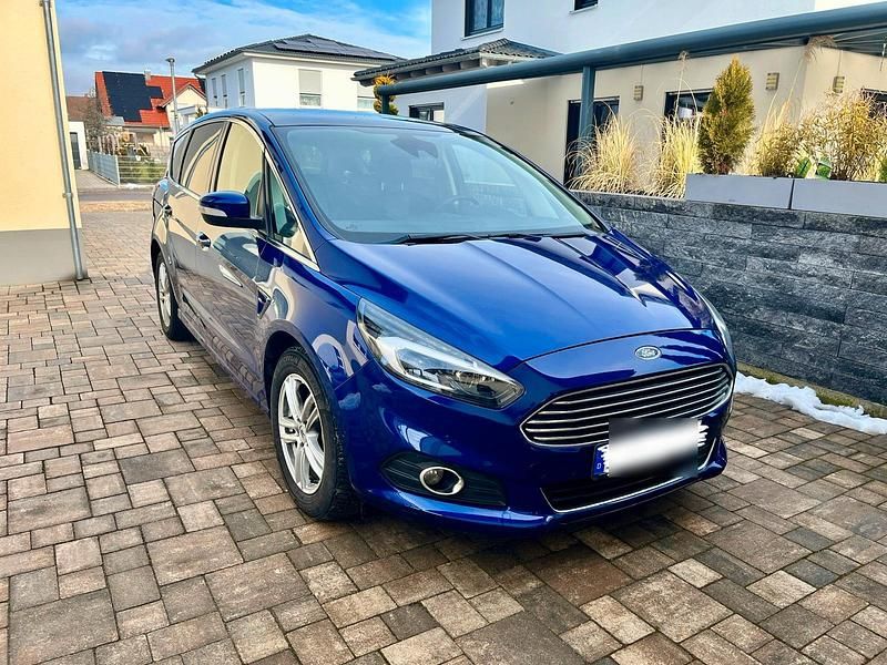 Gebraucht Ford S-MAX S 240 PS (176 kW) 2017 Blau Van / Kleinbus