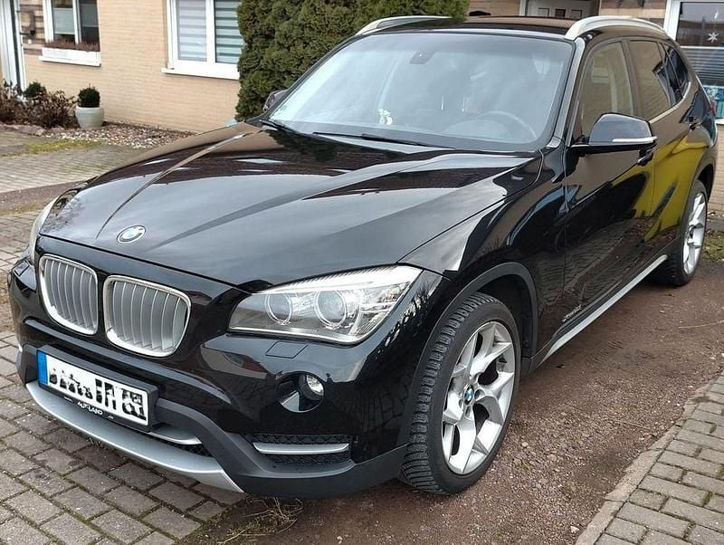 Schwarz Gebraucht 2013 BMW X1 SUV | 9.790 € (Guter Preis) - Bild 1/4