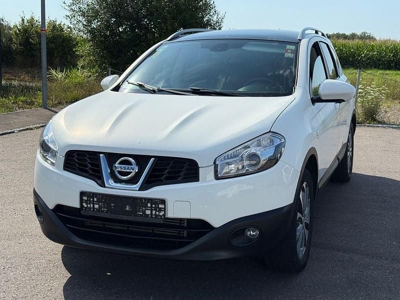 Weiß Gebraucht 2012 Nissan Qashqai +2 360º SUV | 5.650 € (Superpreis) - Bild 1/4