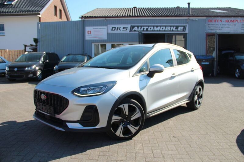 Silber Gebraucht 2022 Ford Fiesta Active Kleinwagen | 15.799 € (Superpreis) - Bild 1/4