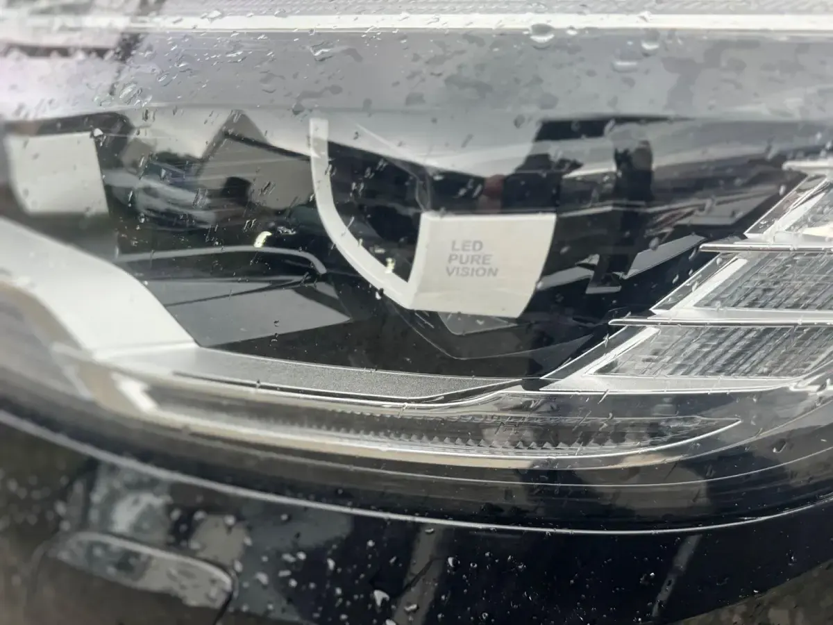 Gebraucht Renault Scénic IV Bose Edition 160 PS (117 kW) 2017 Schwarz Van / Kleinbus