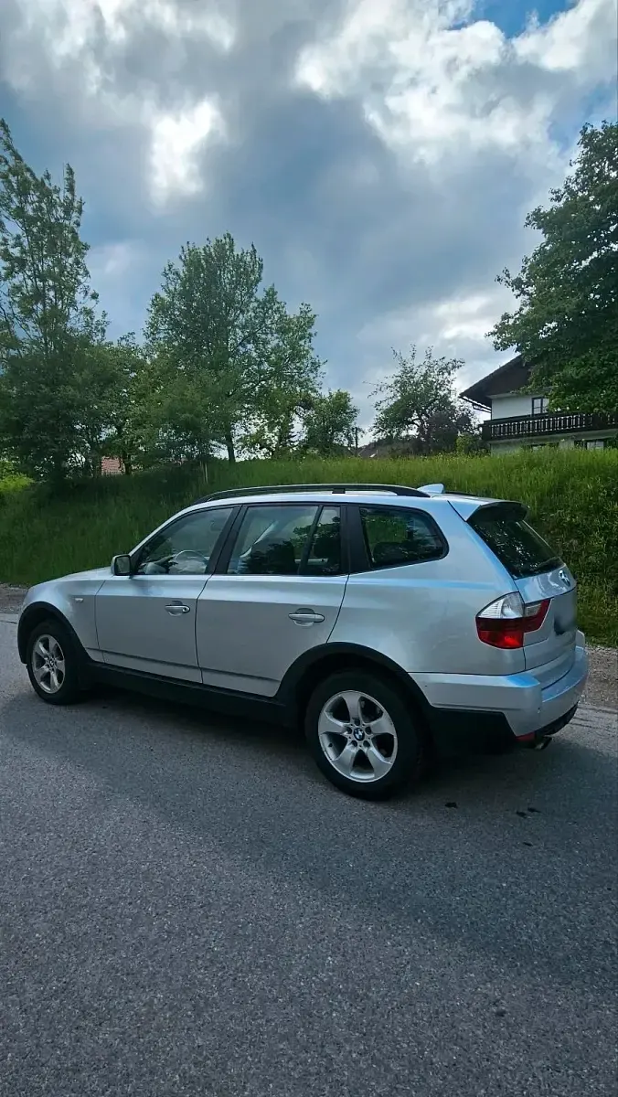 Gebraucht BMW X3 143 PS (105 kW) 2008 Silber SUV