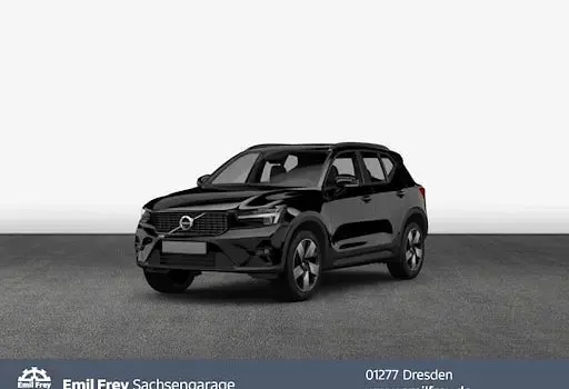 Gebraucht Volvo XC40 Plus 163 PS (119 kW) 2025 Onyx schwarzmetallic SUV