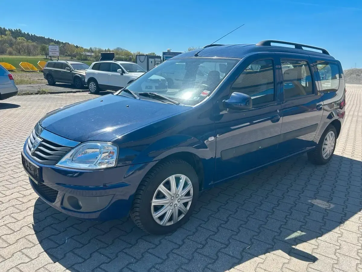 Gebraucht Dacia Logan 87 PS (63 kW) 2009 Blau Kombi
