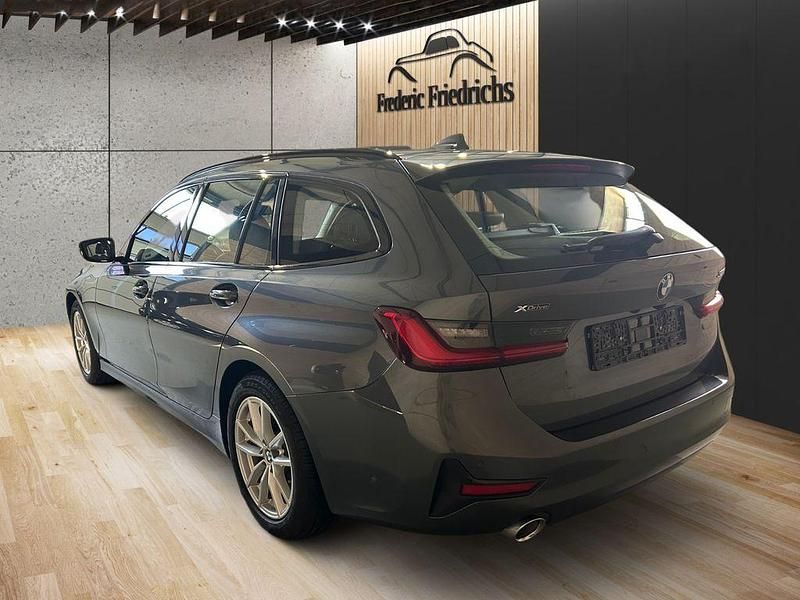 Gebraucht BMW 320 Sport Line 190 PS (139 kW) 2021 Mineralgrau Kombi