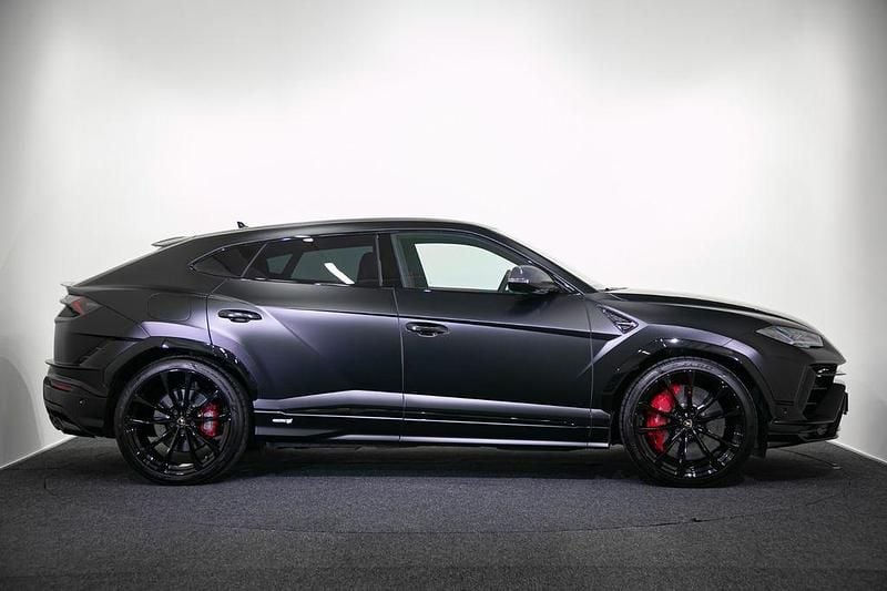 Gebraucht Lamborghini Urus 666 PS (489 kW) 2024 Schwarz SUV